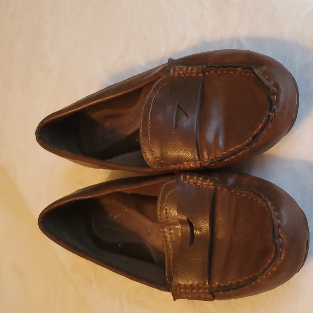 B.O.C leather penny loafers used condition. Lots of life left in them Size 6